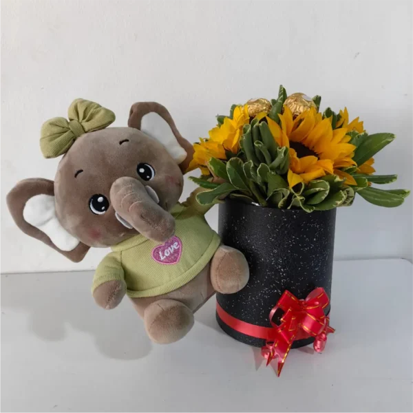 Combo con girasoles, peluche y chocolates Ferrero para Amor y Amistad en Pereira