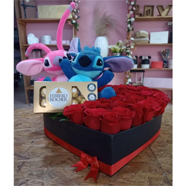 Caja corazón con rosas rojas, peluches y chocolates Ferrero para Amor y Amistad en Pereira