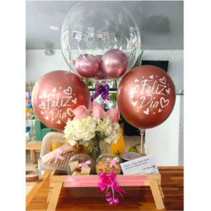 desayuno sorpresa premium con flores globo burbuja caja de madera
