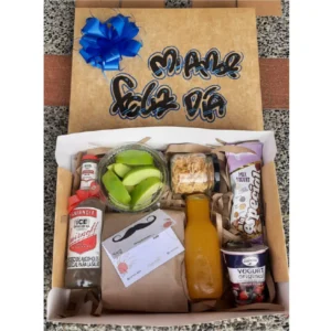 desayuno sorpresa para hombre con smirnoff, frutas y caja personalizada a domicilio en Pereira, Dosquebradas y Armenia
